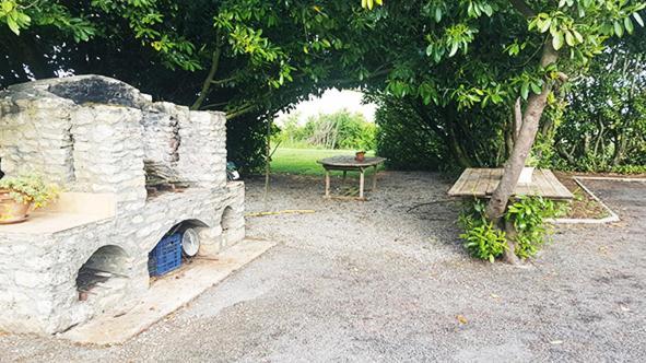 Maison Calme Et Paisible La Faye  Exterior foto
